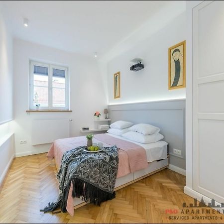 P&O Home Cinema Apartment Zakroczymska Warschau Buitenkant foto